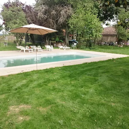 Chez Izabela Feriehus Fougueyrolles